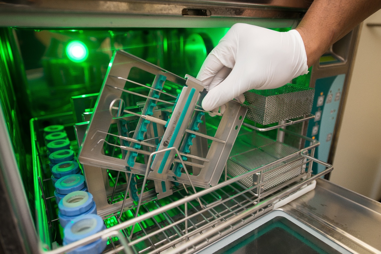 Autoclave for dental equipment odihamdental.co.uk